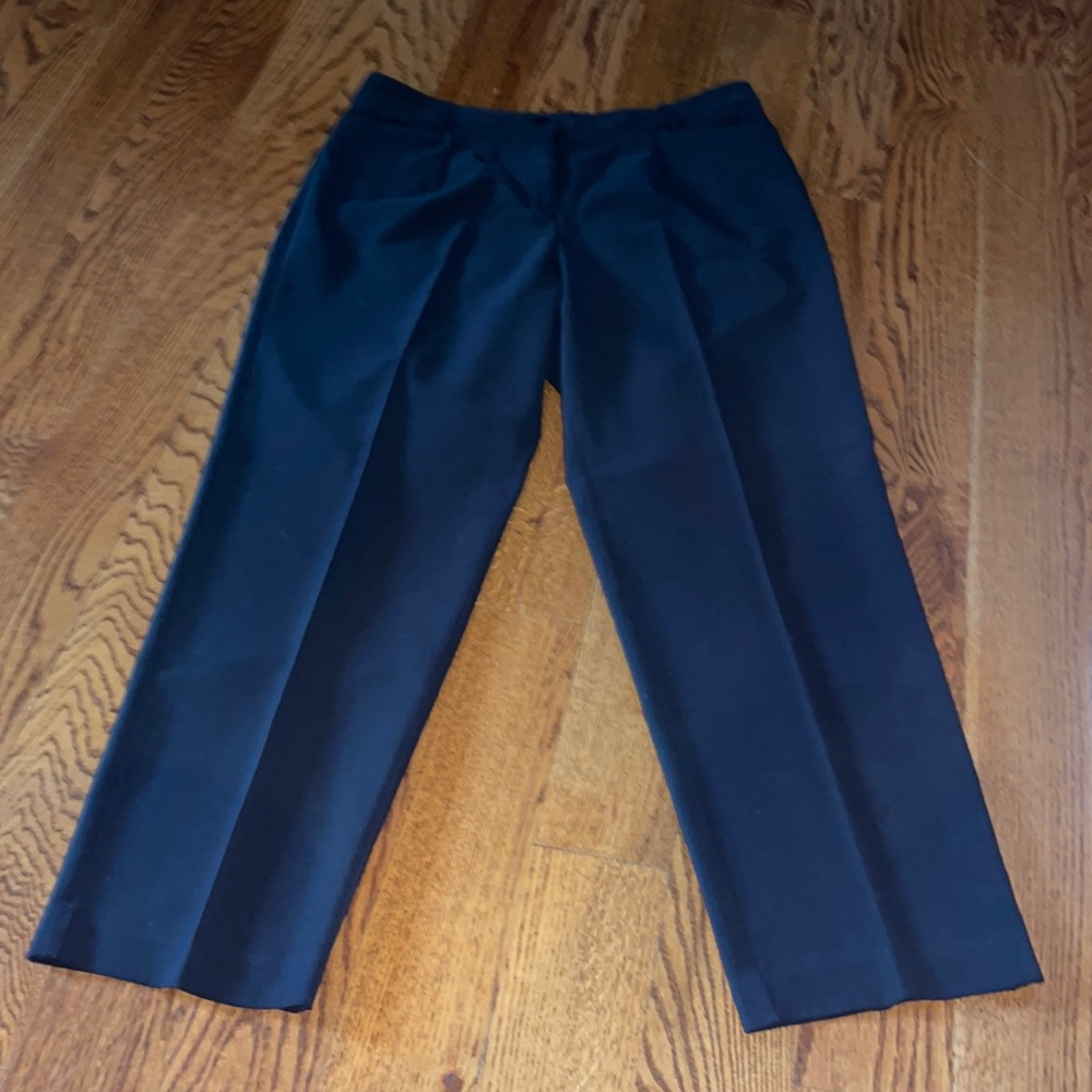 Dressbarn Woman 14 black pants